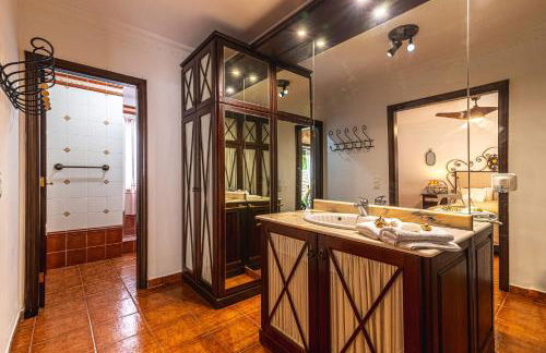 Villa Aurora with Heated Pool - Foto 23