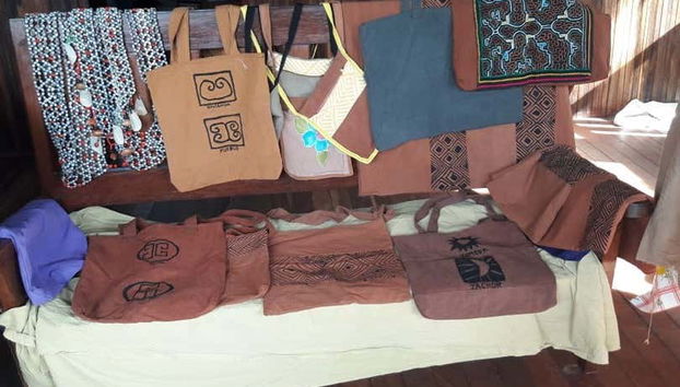 Artisan products from the amazon rainforest