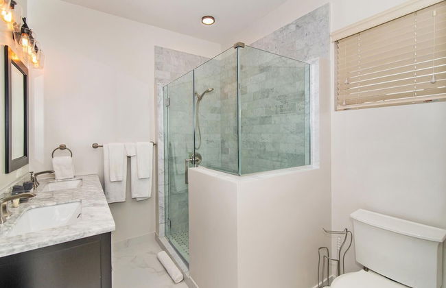 Blue Water Villa - Photo 26