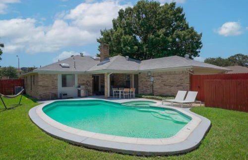 Vibrant Spacious Home w Private Pool and Jacuzzi - Foto 42