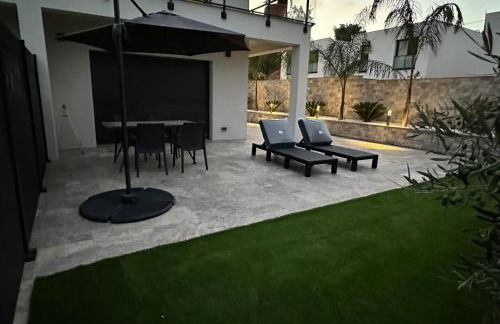 ETOILE DU BERGER Saint Aygulf 3 Villas et 4 appartements jardin individuel et piscine chauffée en saison - la mer et les plages 450 m - Foto 19