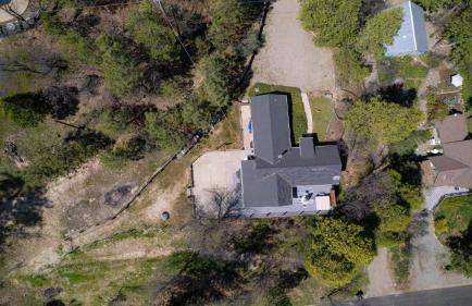 Near Yosemite Bass Lake Cabin with Hot Tub, Lake View, Pet Friendly - Photo 50