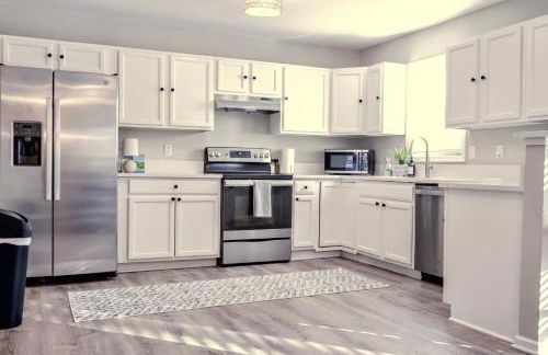 Sleeps 12! 5 BDRM-2 Kings,3 Queens-Deck & Patio-Mins to PI & Beaufort - Foto 17