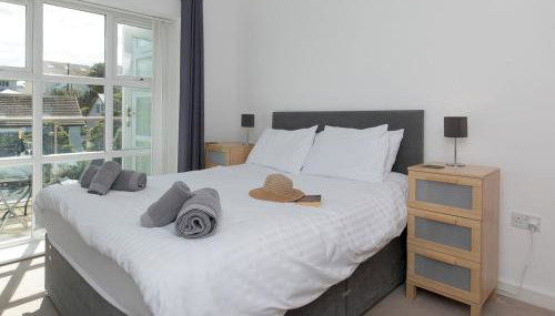 2 Bed Sea View Apartment with Balcony Parking - Pass the Keys - Foto 2, Other