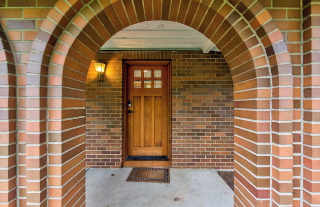 Joyful Kirkland Home, Near Beach, Hot Tub & AC - Photo 24