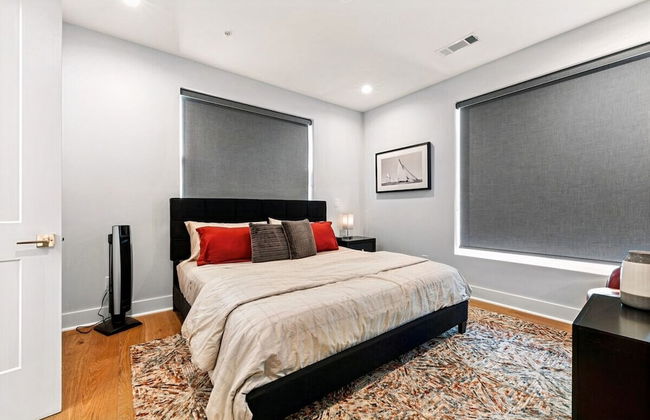 Luxurious Midtown Home Rooftop Views by Silverx - Foto 37