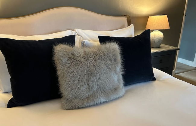 Meadow Cottage - Photo 2