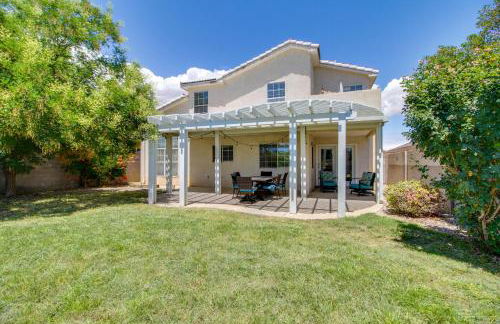 Explore ABQ and Rancho Rio Family Home with Patios! - Foto 24