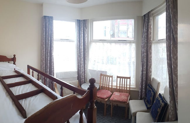 Flat Apsley 3 Sleeps 4 Near Beach - Photo 2