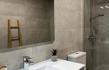 WHITE Con Parking Gratis - Foto 20