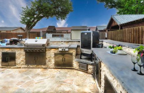 GORGEOUS 5-bd 4ba w Pool, Hot Tub, 2 kitchens, & Game Room Near Dallas Airports! - Foto 5