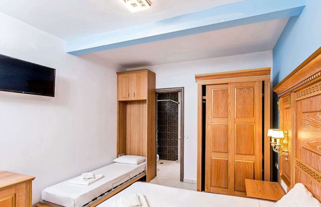 Greek Pride Ηotel and Apartments - Photo 5