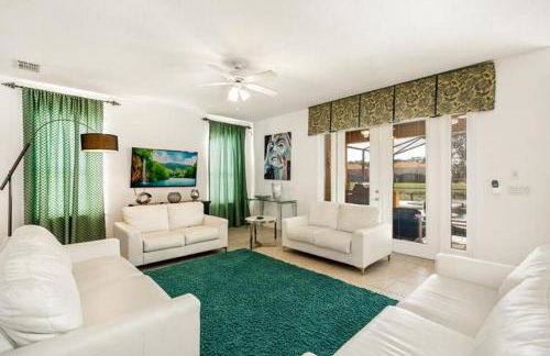 Lakeview 6-Bedroom Retreat with Game Room, Private Pool, Spa & Resort Amenities - Ideal for Families & Groups - Foto 6