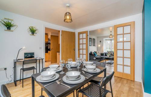 Spacious 5BR House 3 Bathrooms ideal for CONTRACTORS free PARKING - Photo 21