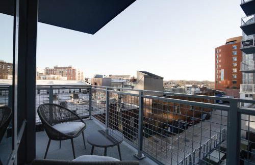 Prime Metro Proximity - Condo at Clarendon - Foto 32