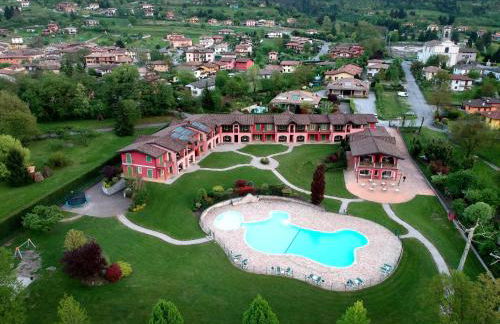 Spacious apartment in Idro with shared pool - Foto 85