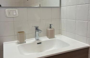 Saffron Suite, just a few minutes from the center and station - Foto 17