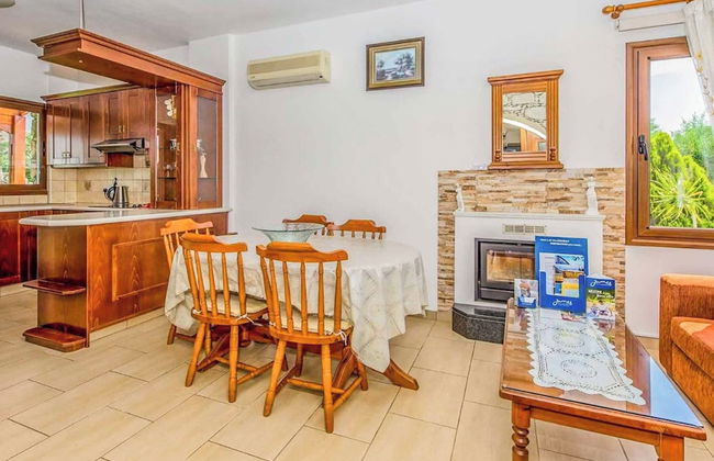 Villa Aphrodite Argaka - Photo 17