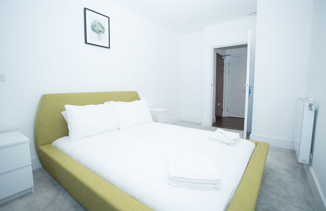 High view 2 Bedroom apt - Woolwich - Photo 13