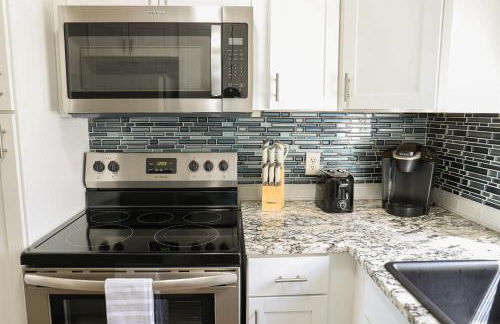 Tradewinds Retreat - Pool, 15 min to Clearwater Beach - Foto 6