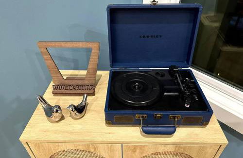 THE PAINTED MUSE I Stylish 3BR with Rooftop Hot Tub in East Nashville - Foto 10