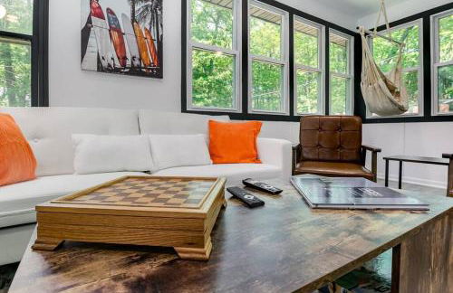 Black Cabin Getaway in Woods I Valpo - Foto 25