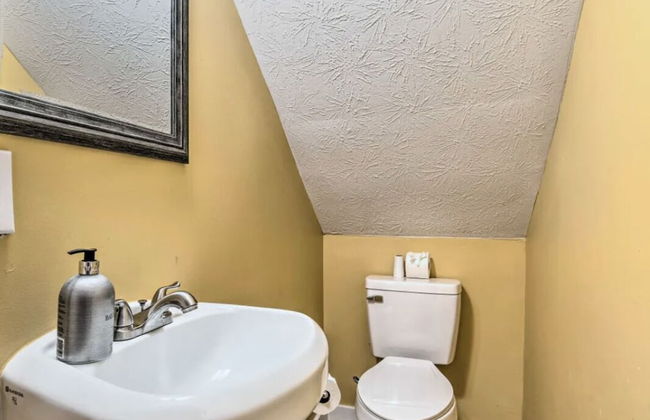 Urban Chic Townhome Near Downtown - Foto 30