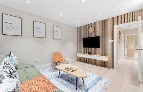 Luxe Home for Work & Play - Foto 7