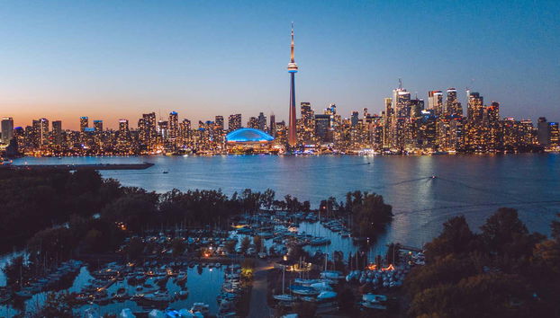 Panorámica de Toronto desde lo lejos