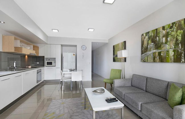 Atrio Apartments - Photo 22