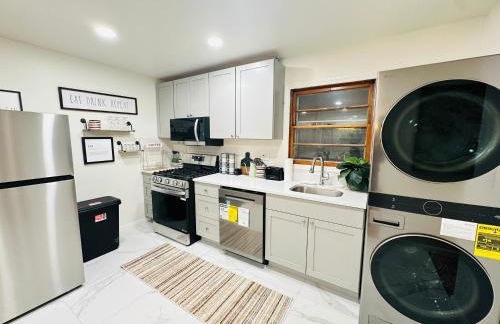 Urban Oasis I Stylish Getaway to NYC with Parking - Foto 8