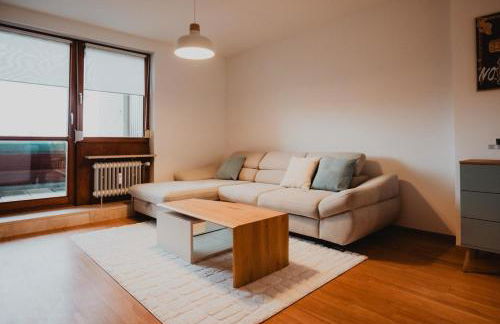 Zentral, Loggia, TG-Platz - Foto 11