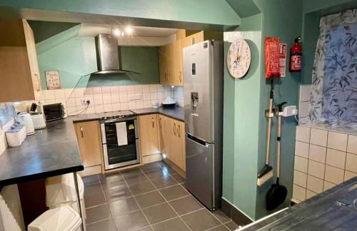 Gorwel, Spacious 3 Bedroom Cottage near the Beach - Photo 11