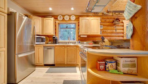 Donnelly Cabin with Private Deck Near Lake Cascade! - Foto 3