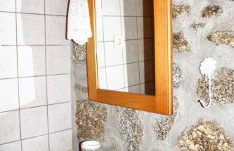 Spacious Family House in Nogueira with Garden - Foto 19