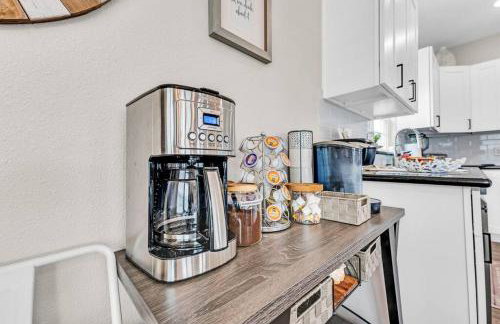 Hot Tub, Gas Grill, Tiki Bar w/TV, Dog Friendly - Foto 9