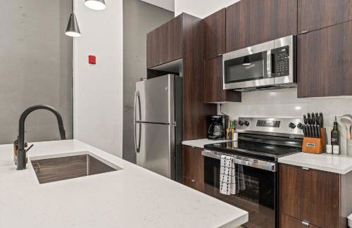 SLEEP 8 Outdoor Patio-Old City- 2 NEW Townhouses - Foto 15