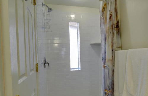 1 Mi to to MandT Bank Stadium Home with Rooftop Patio - Foto 14