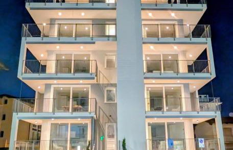 Jesolo Design Apartments - NEW 2025 - Central near the beach - Foto 1