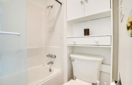 Lovely Crescent Bar Condo with Community Amenities! - Foto 14