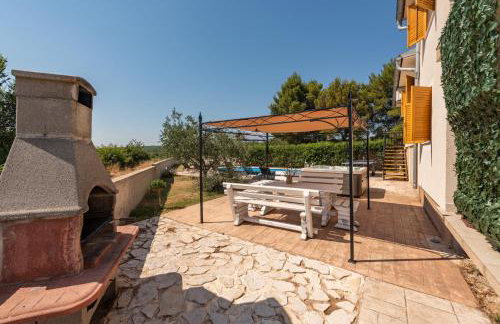 New! Holiday Home Tina with pool - Foto 45
