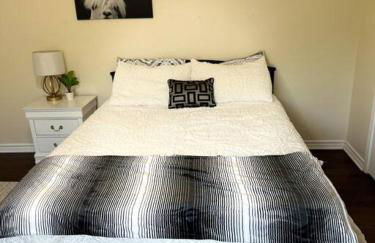 Walk to the Alamodome! Sleeps 6, Pet Friendly - Foto 17