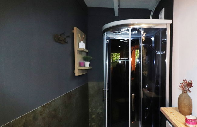 Atelier House With hot tub - Photo 12