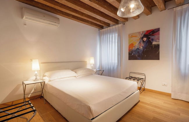 The Lion House - Foto 3