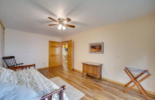 Boat Dock and Fire Pit Sunset Cove Lakefront Gem - Foto 18