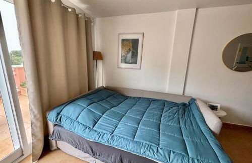 Beachfront, pool, air conditioning, 3 bedrooms, sea view - Photo 39