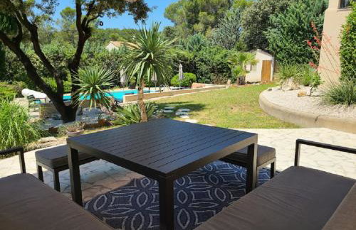 Magnifique villa piscine clim vue dominante 6 couchages - Foto 3