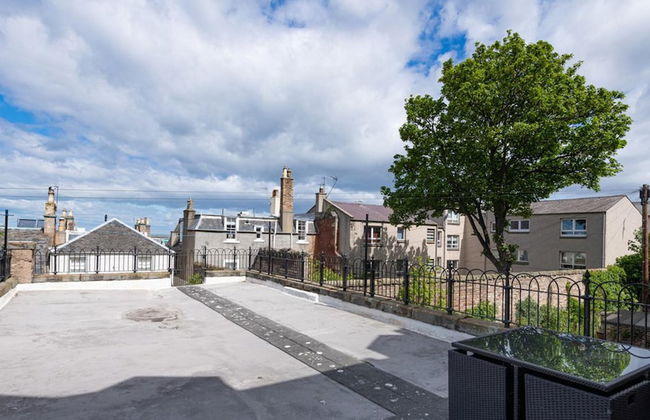 Balgownie - Beautiful Apartment Close to the Beach - Photo 25