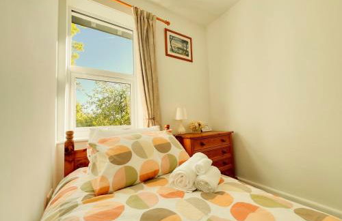 3 Bedroom House by Brookland Stays Serviced Accommodation Short Lets Leeds - Foto 24