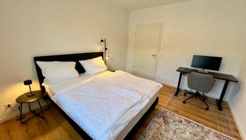 Workplace Apt/27inch Screen for 2 or 4/Kitchen - Foto 5